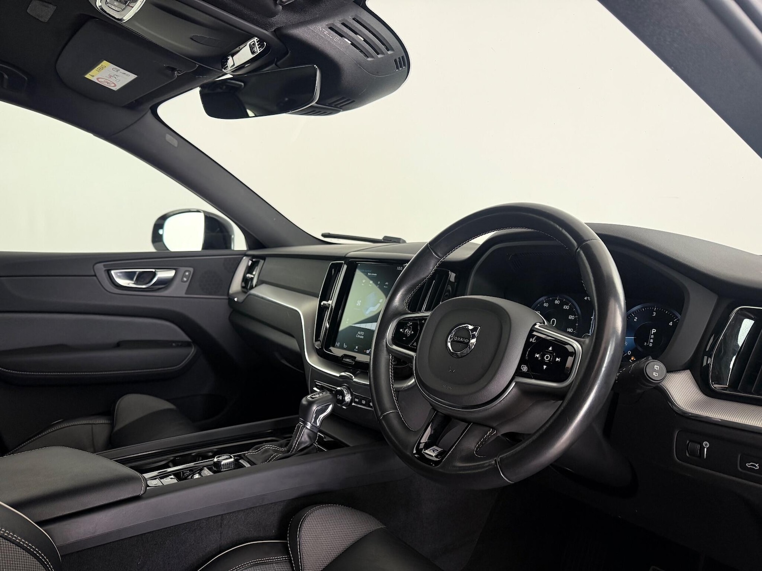 Used Volvo XC60 2019 for sale - 77221845: Photo 12