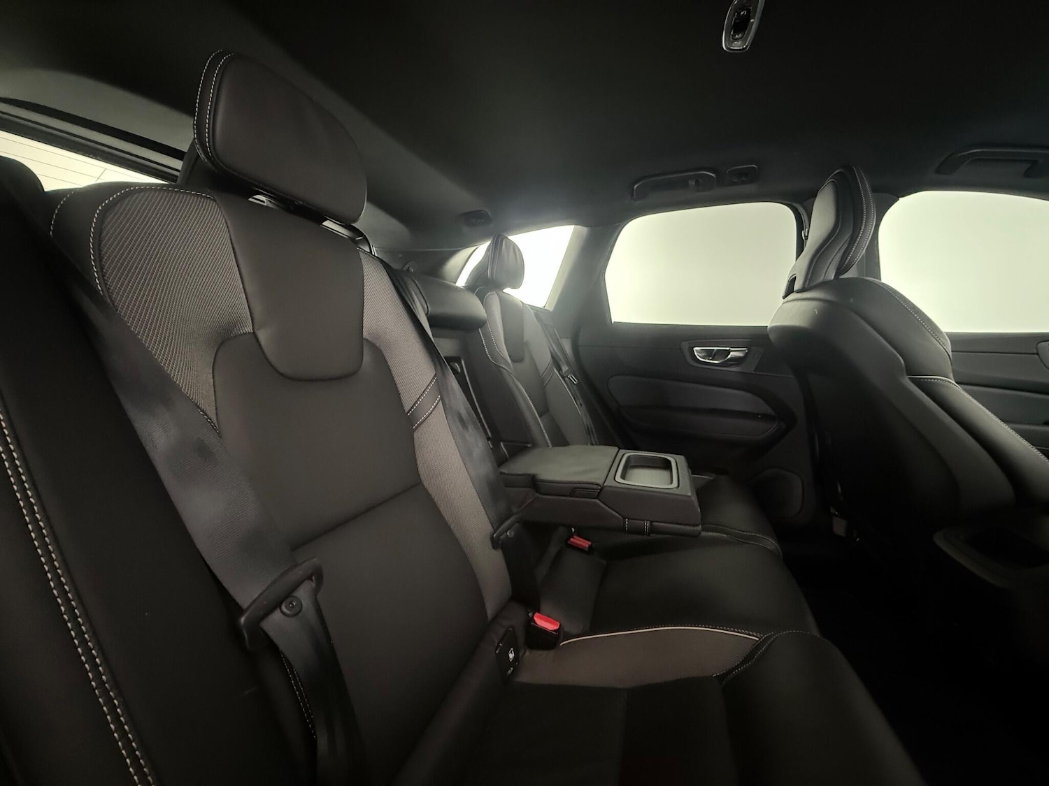 Used Volvo XC60 2019 for sale - 77221845: Photo 16