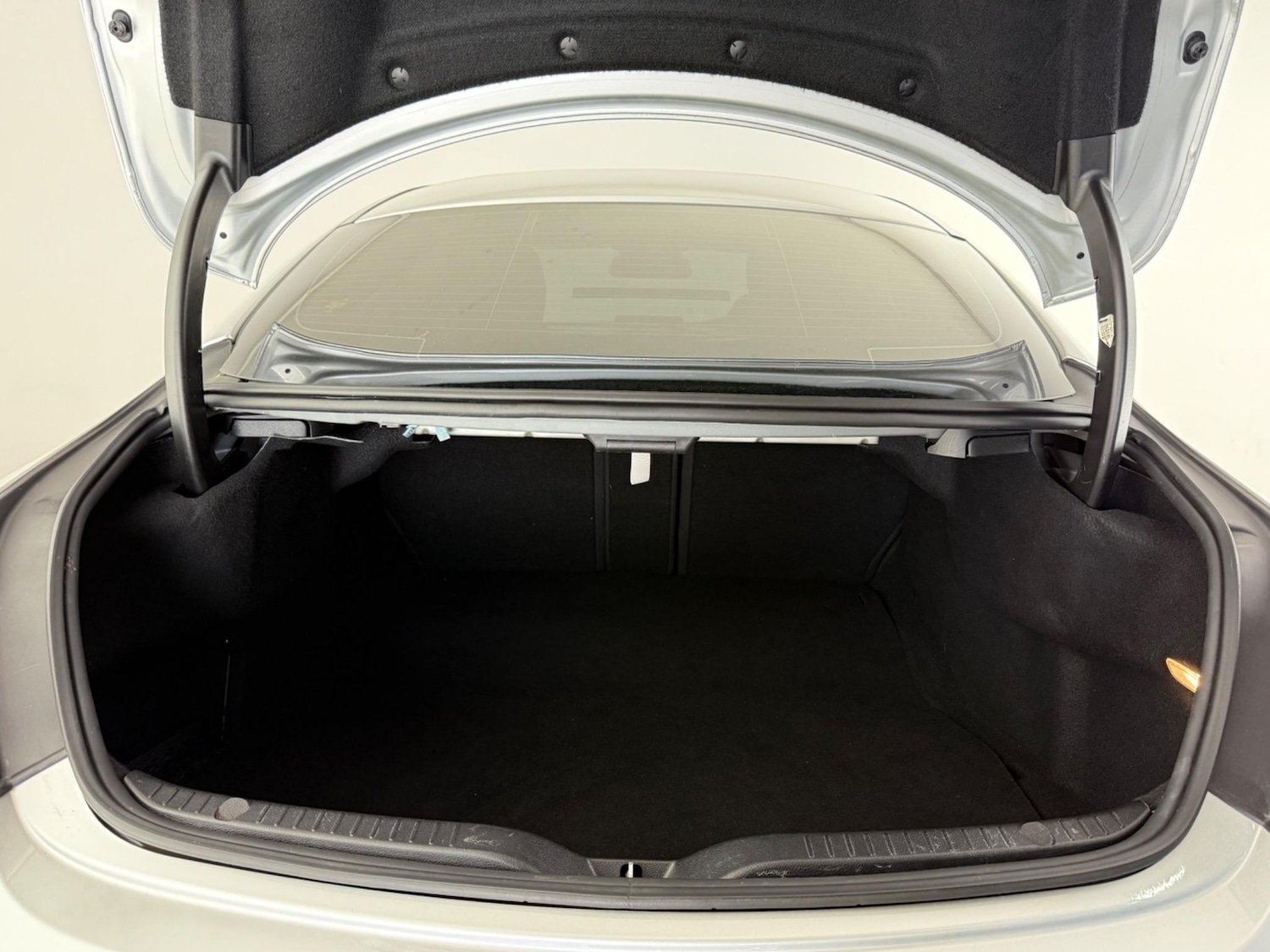 Used Mercedes-Benz C Class 2018 for sale - 76468755: Photo 11