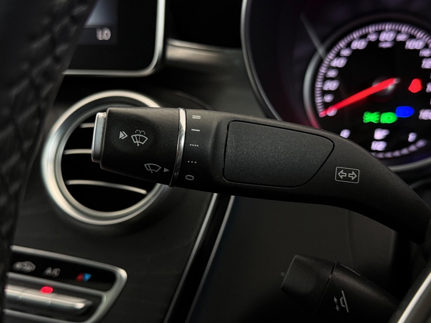 Used Mercedes-Benz C Class 2018 for sale - 76468755: Photo 29