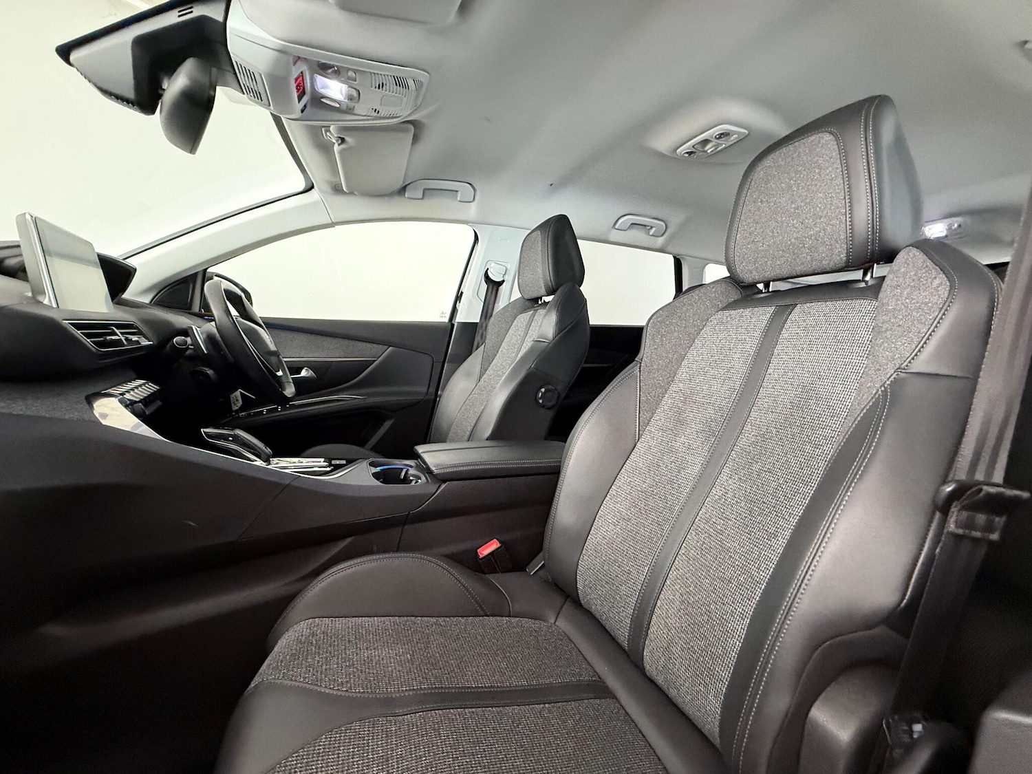 Used Peugeot 5008 2020 for sale - 76620220: Photo 15