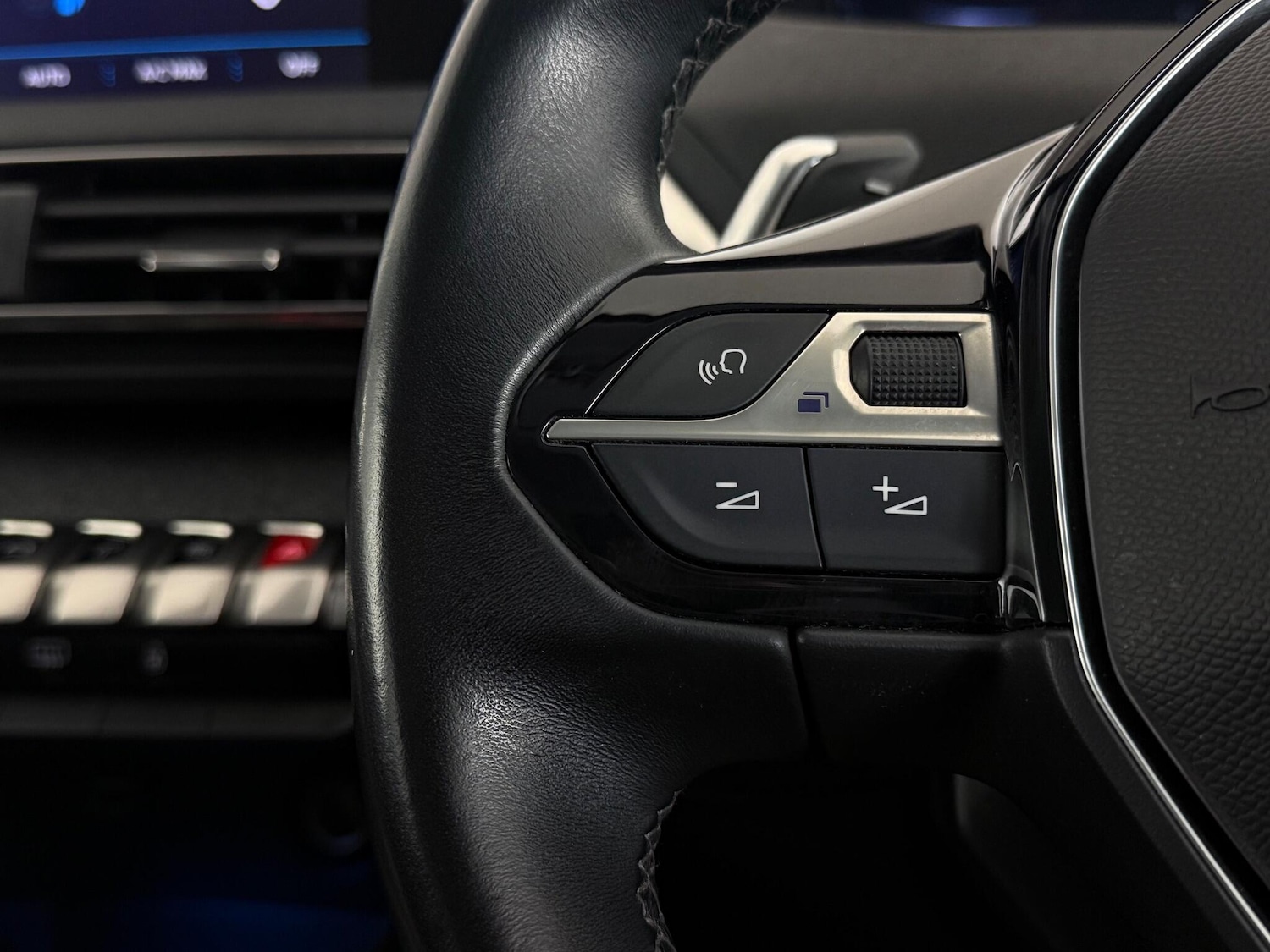 Used Peugeot 5008 2020 for sale - 76620220: Photo 23