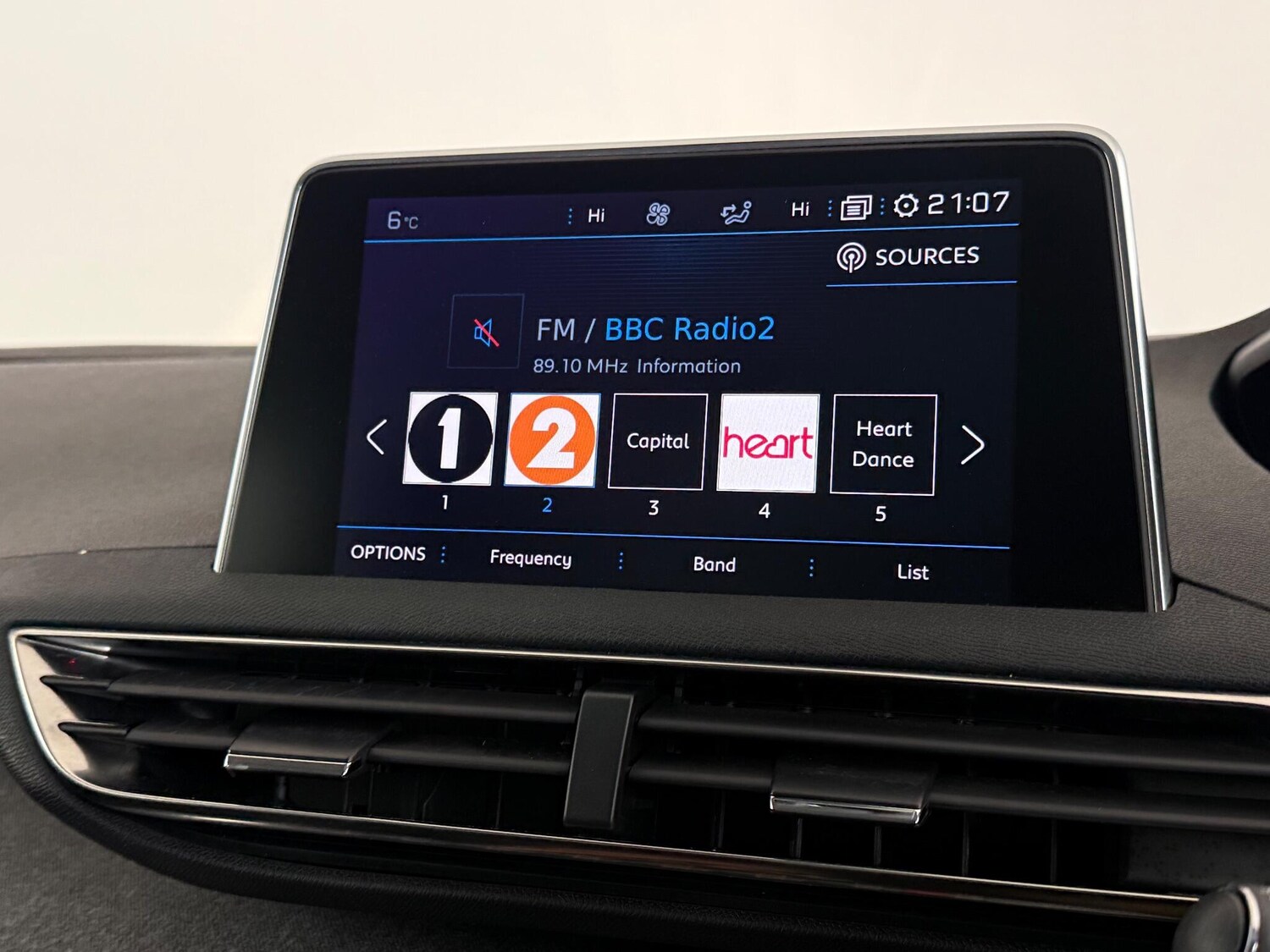 Used Peugeot 5008 2020 for sale - 76620220: Photo 32