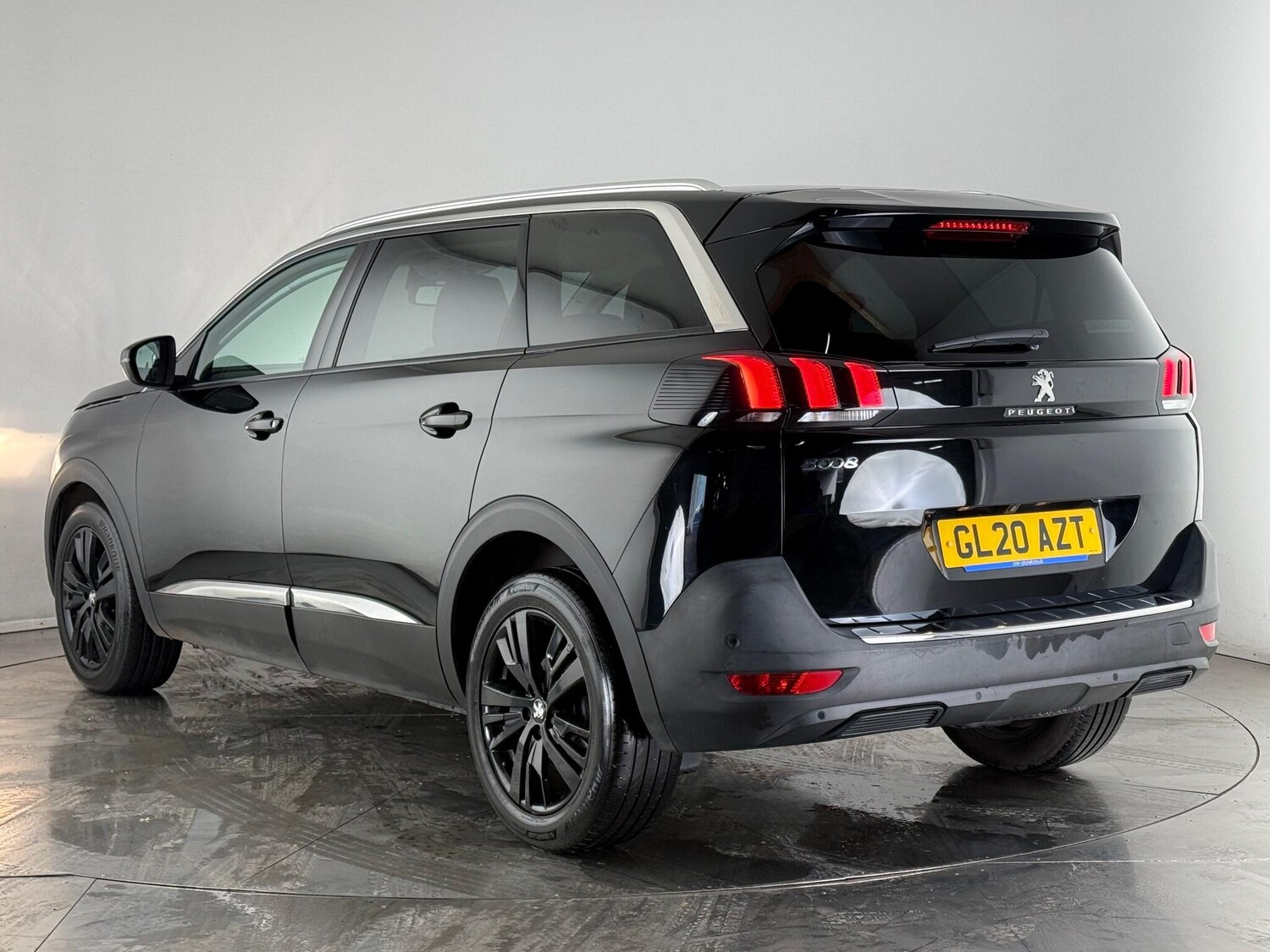 Used Peugeot 5008 2020 for sale - 76620220: Photo 5