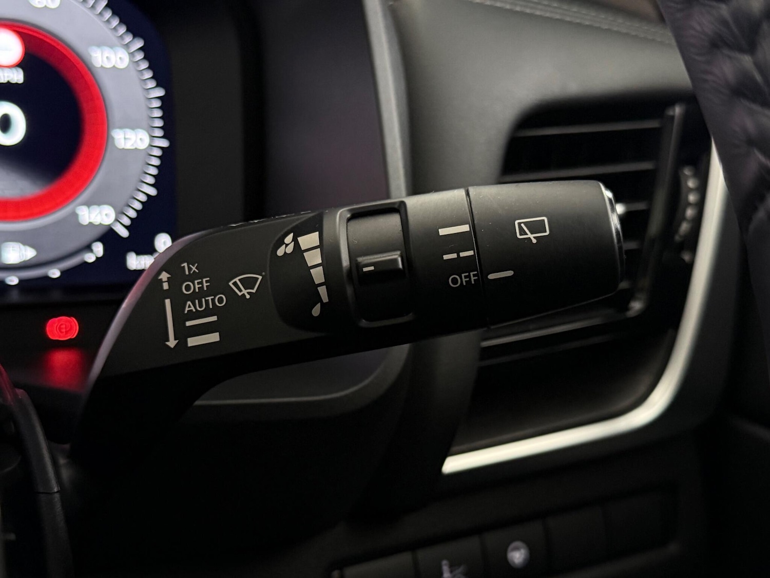 Used Nissan X-Trail 2023 for sale - 76468213: Photo 29