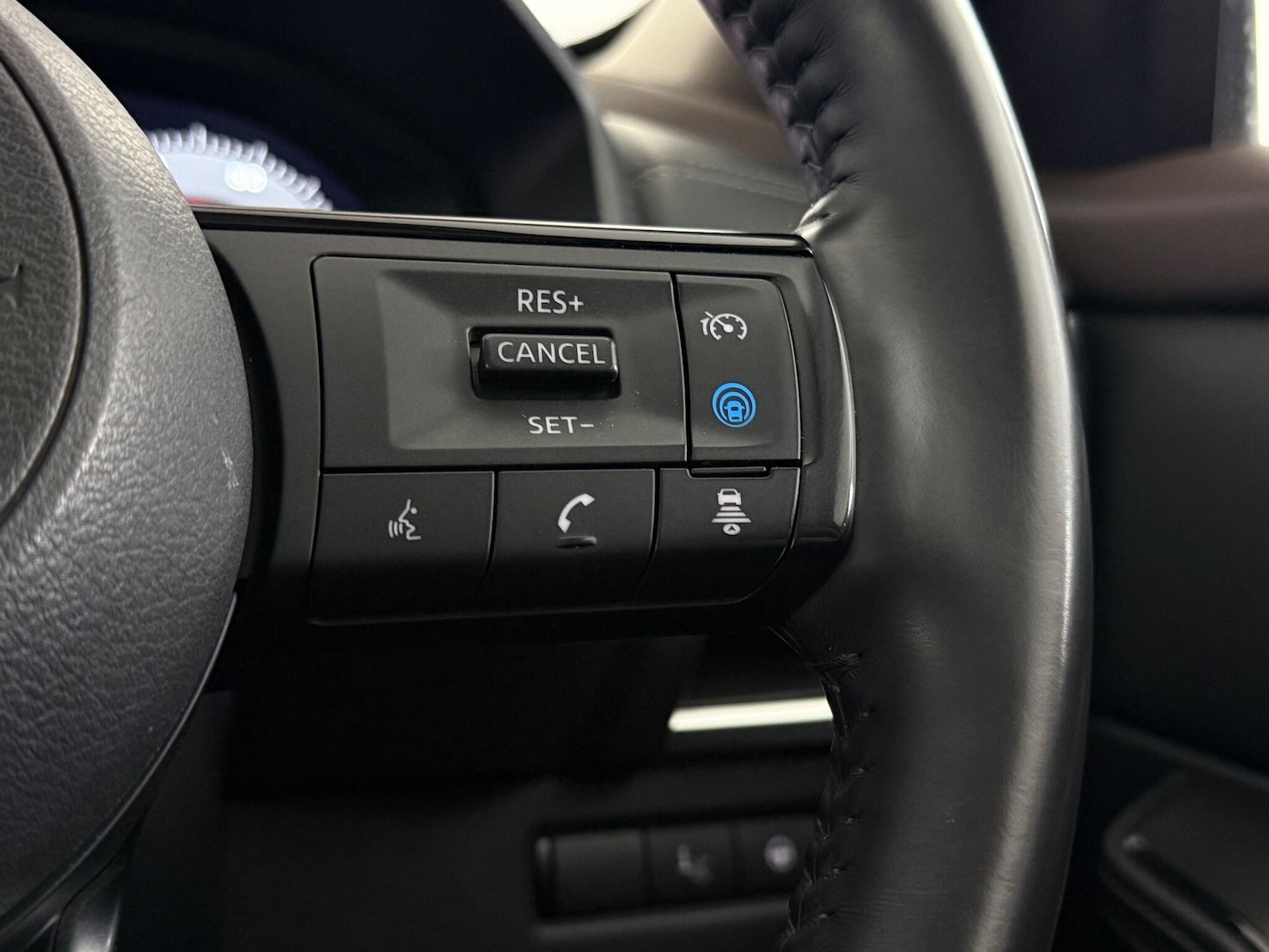 Used Nissan X-Trail 2023 for sale - 76468213: Photo 31