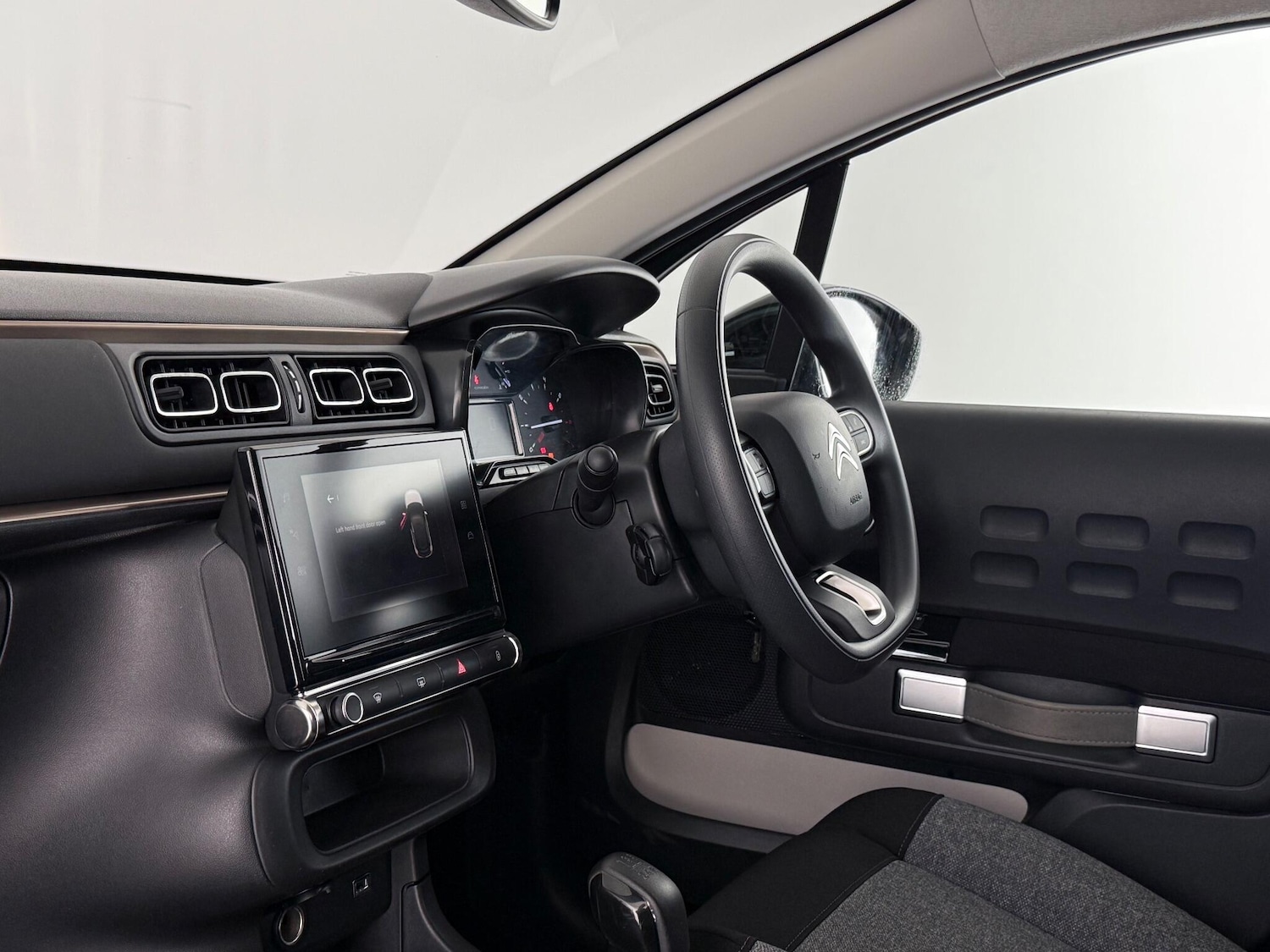 Used Citroen C3 2020 for sale - 76468644: Photo 17