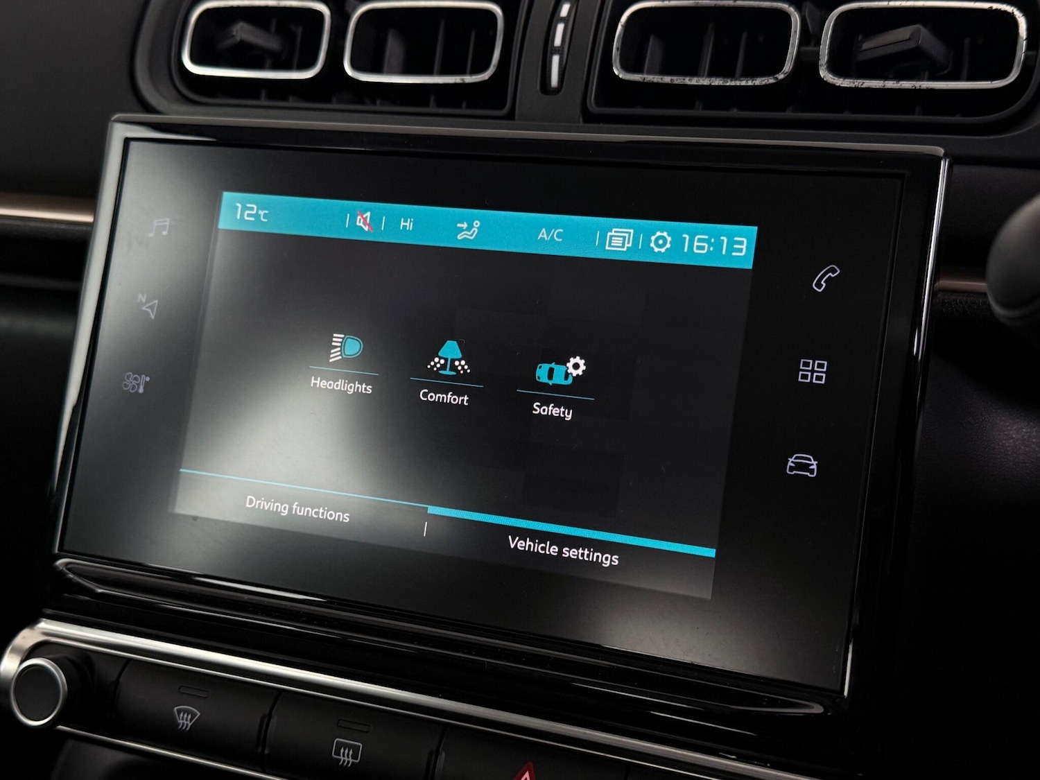 Used Citroen C3 2020 for sale - 76468644: Photo 37