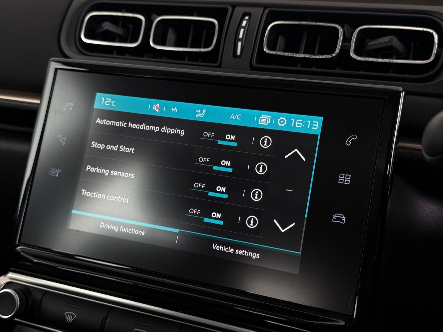 Used Citroen C3 2020 for sale - 76468644: Photo 38