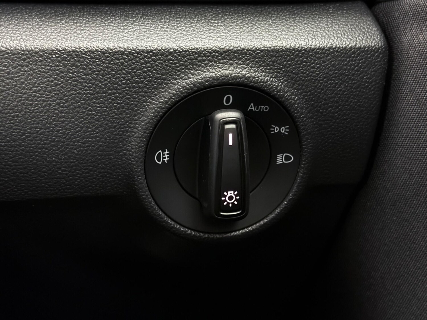 Used Volkswagen T-Roc 2022 for sale - 77525198: Photo 20