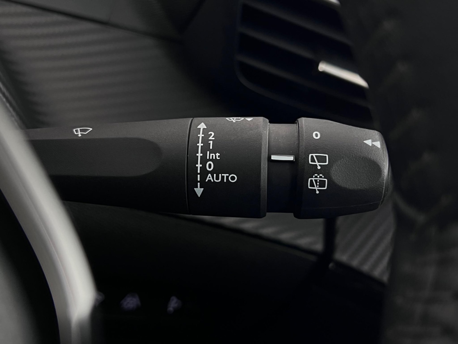 Used Peugeot 2008 2021 for sale - 76468584: Photo 26