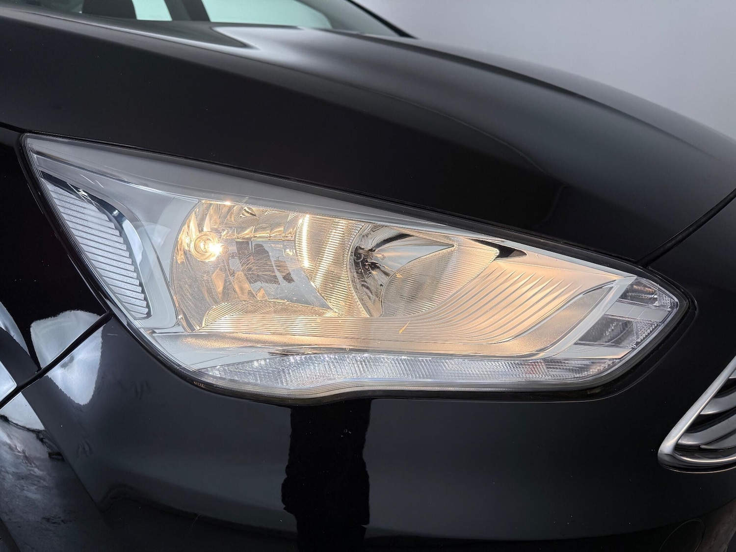 Used Ford C-Max 2018 for sale - 77246395: Photo 6