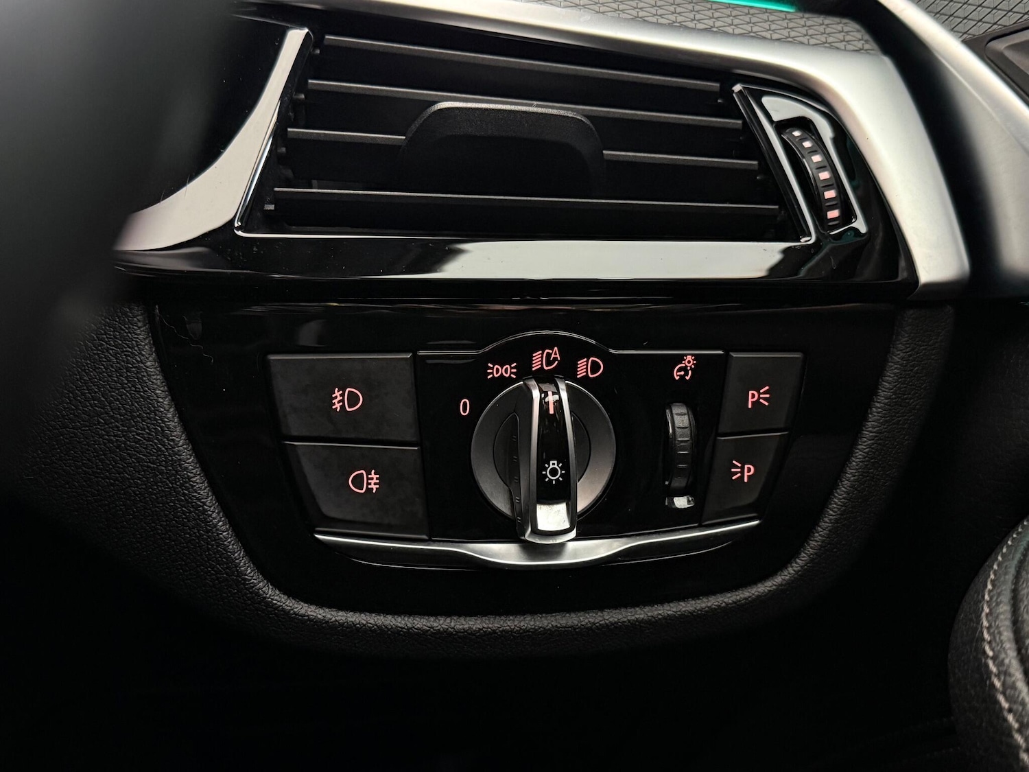 Used BMW 5 Series 2020 for sale - 76714239: Photo 41