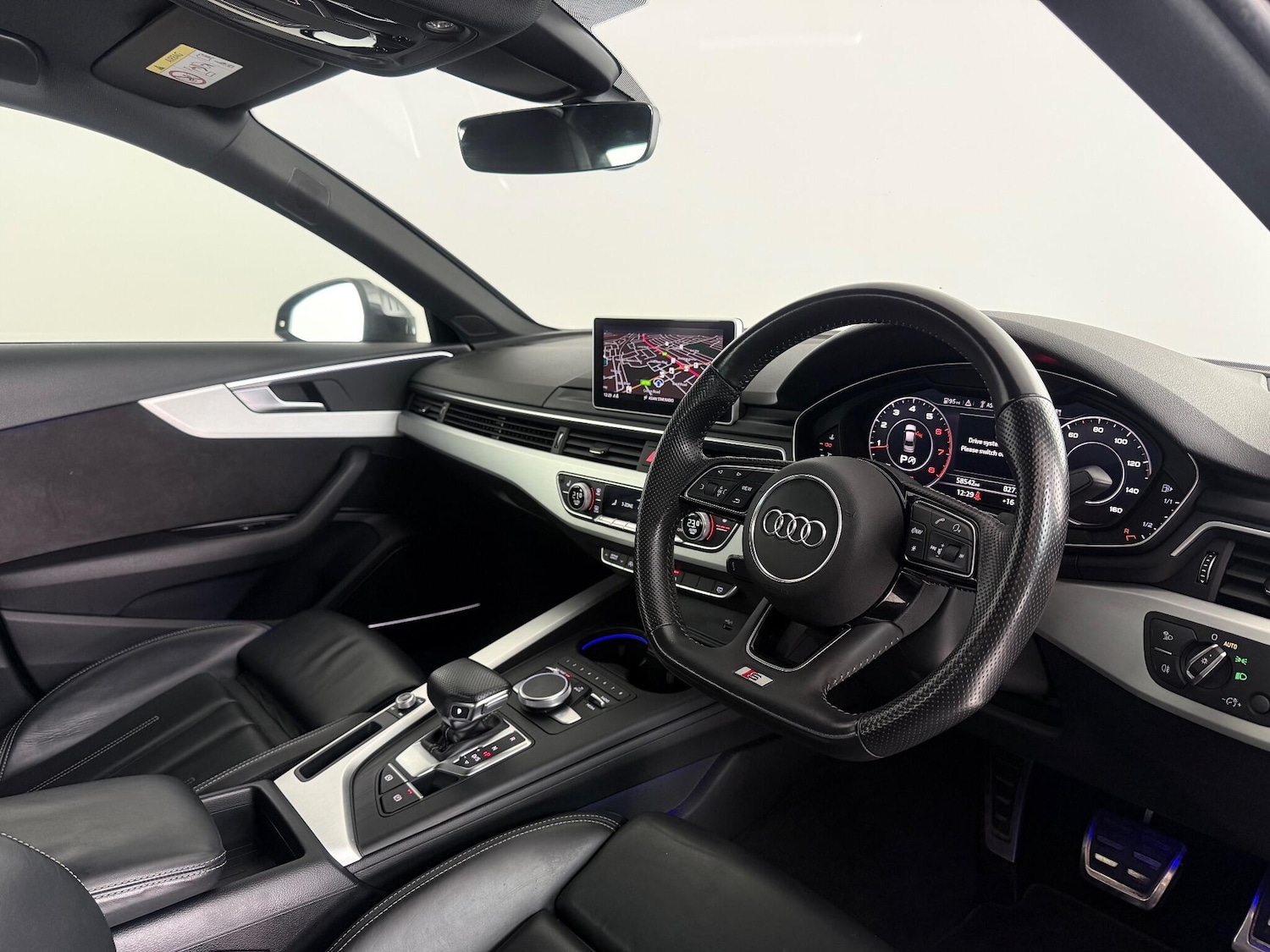 Used Audi A4 2018 for sale - 76468733: Photo 14