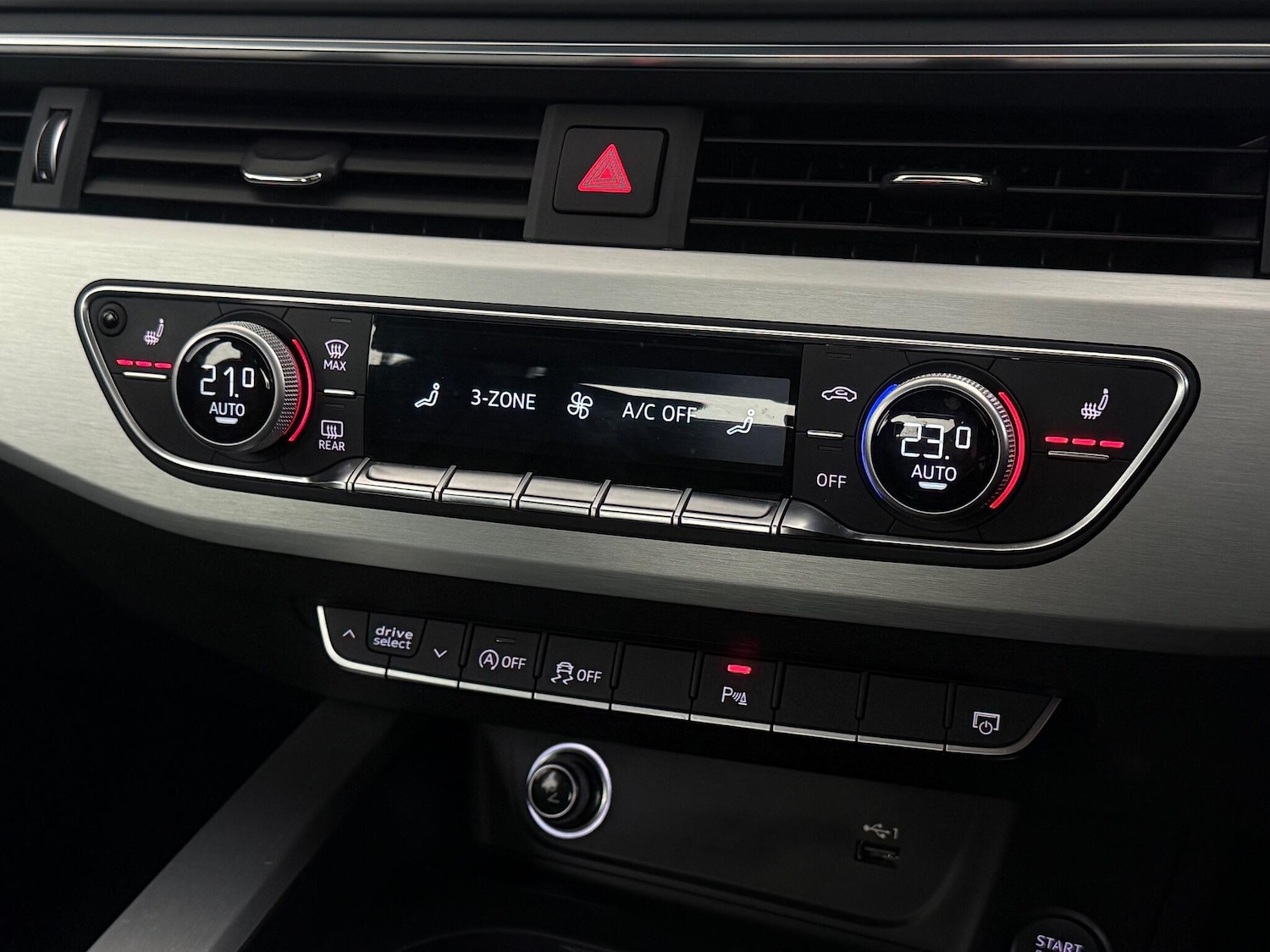 Used Audi A4 2018 for sale - 76468733: Photo 42