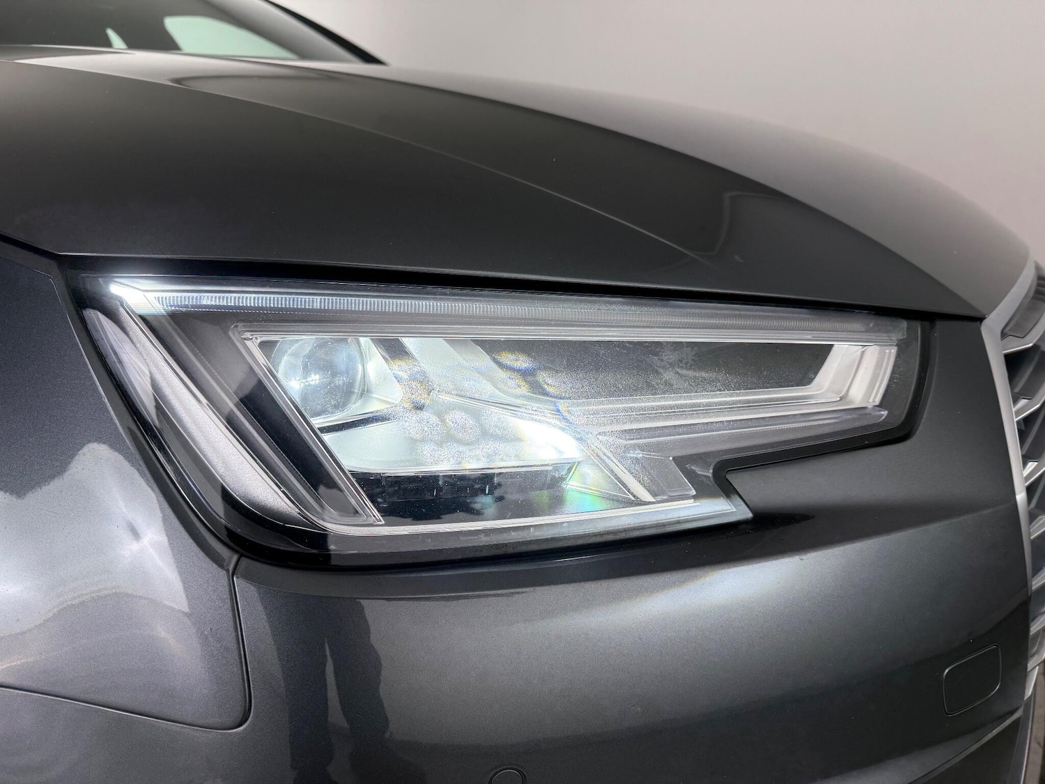 Used Audi A4 2018 for sale - 76468733: Photo 8