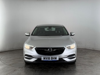 Used Vauxhall Insignia 2018 for sale - 75911298: Photo