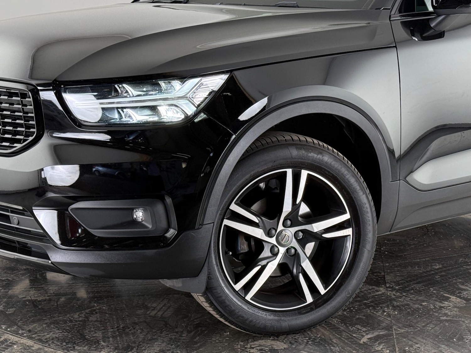 Used Volvo XC40 2020 for sale - 76468704: Photo 42