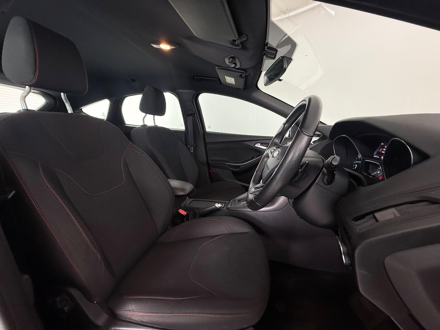 Used Ford Focus 2018 for sale - 76619971: Photo 14