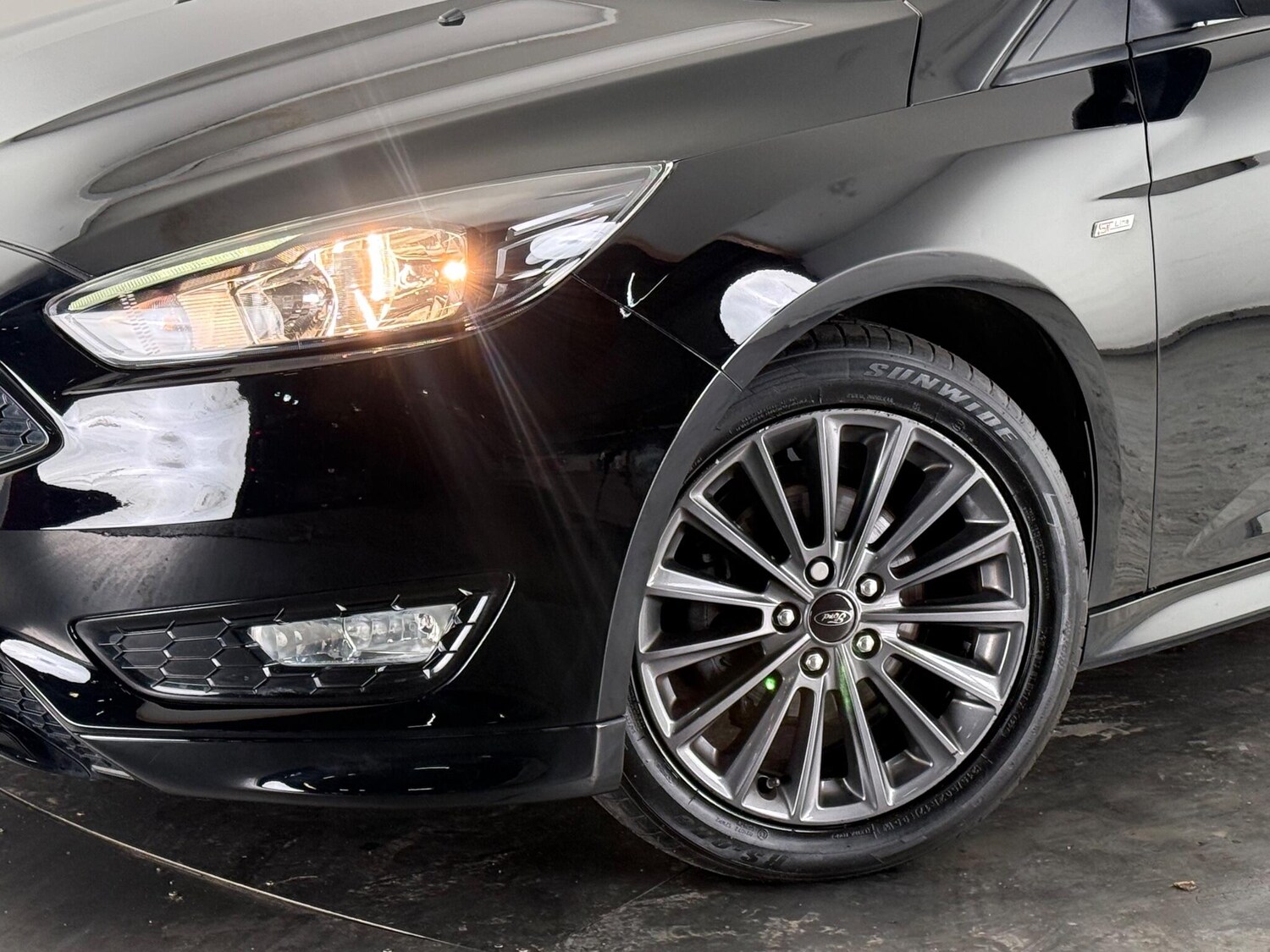 Used Ford Focus 2018 for sale - 76619971: Photo 42