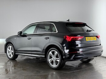Used Audi Q3 2020 for sale - 77259610: Photo