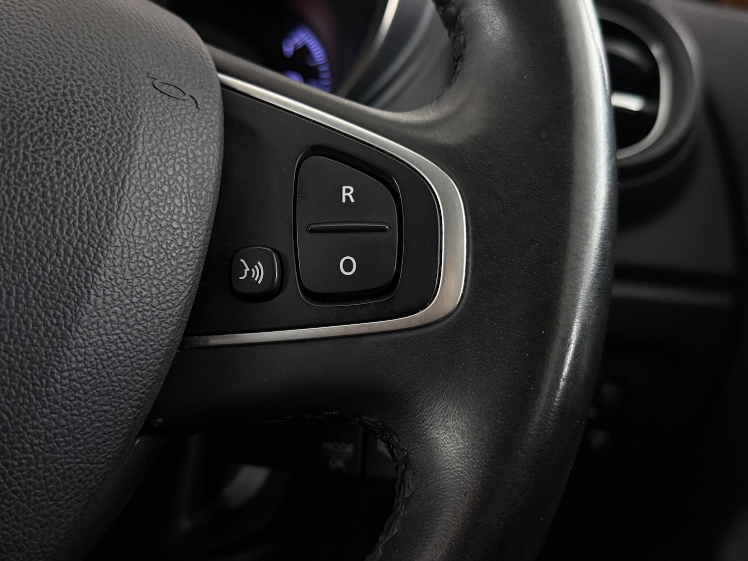 Used Renault Captur 2017 for sale - 77222542: Photo 17