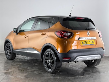 Used Renault Captur 2017 for sale - 77222542: Photo