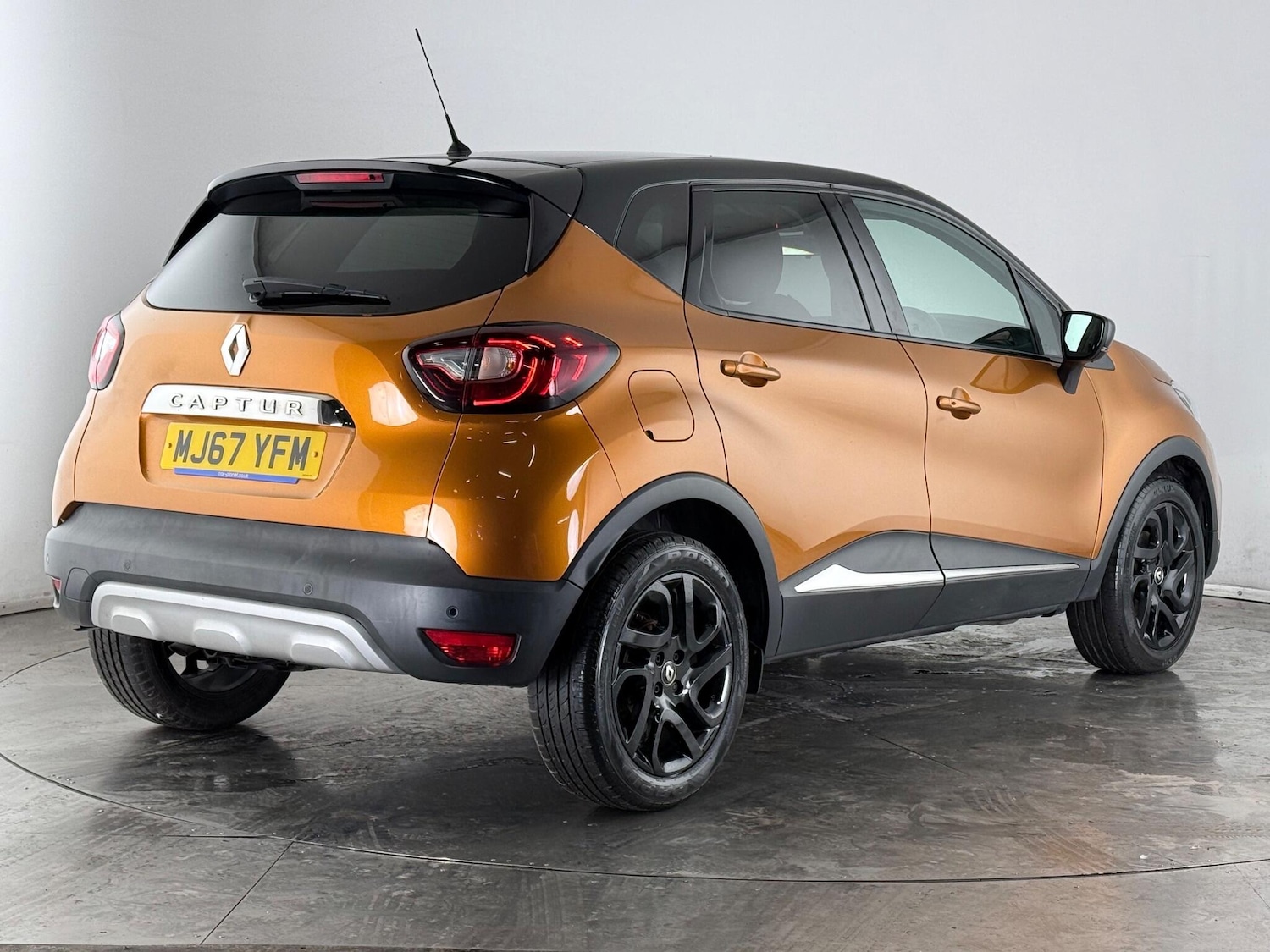 Used Renault Captur 2017 for sale - 77222542: Photo 6