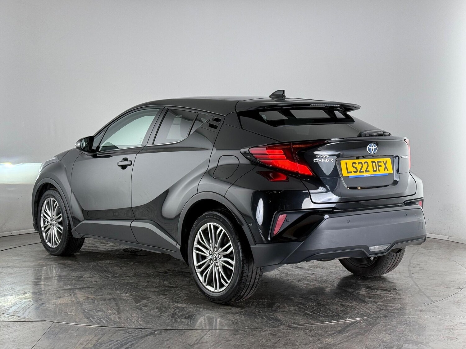 Used Toyota C-HR 2022 for sale - 76539015: Photo 4
