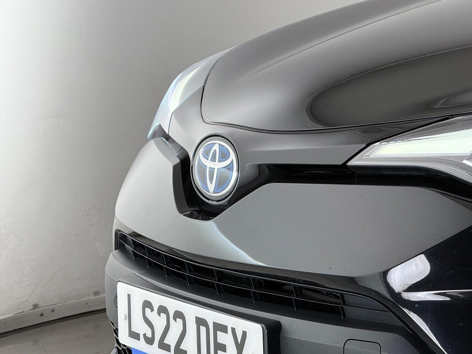 Used Toyota C-HR 2022 for sale - 76539015: Photo 48