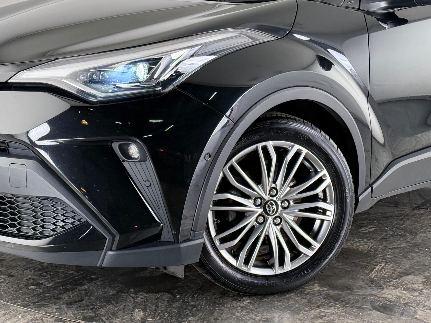 Used Toyota C-HR 2022 for sale - 76539015: Photo 49