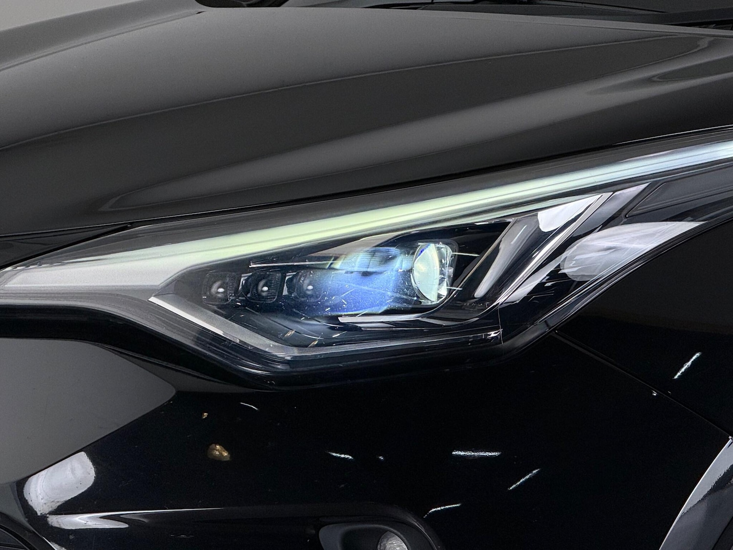 Used Toyota C-HR 2022 for sale - 76539015: Photo 8