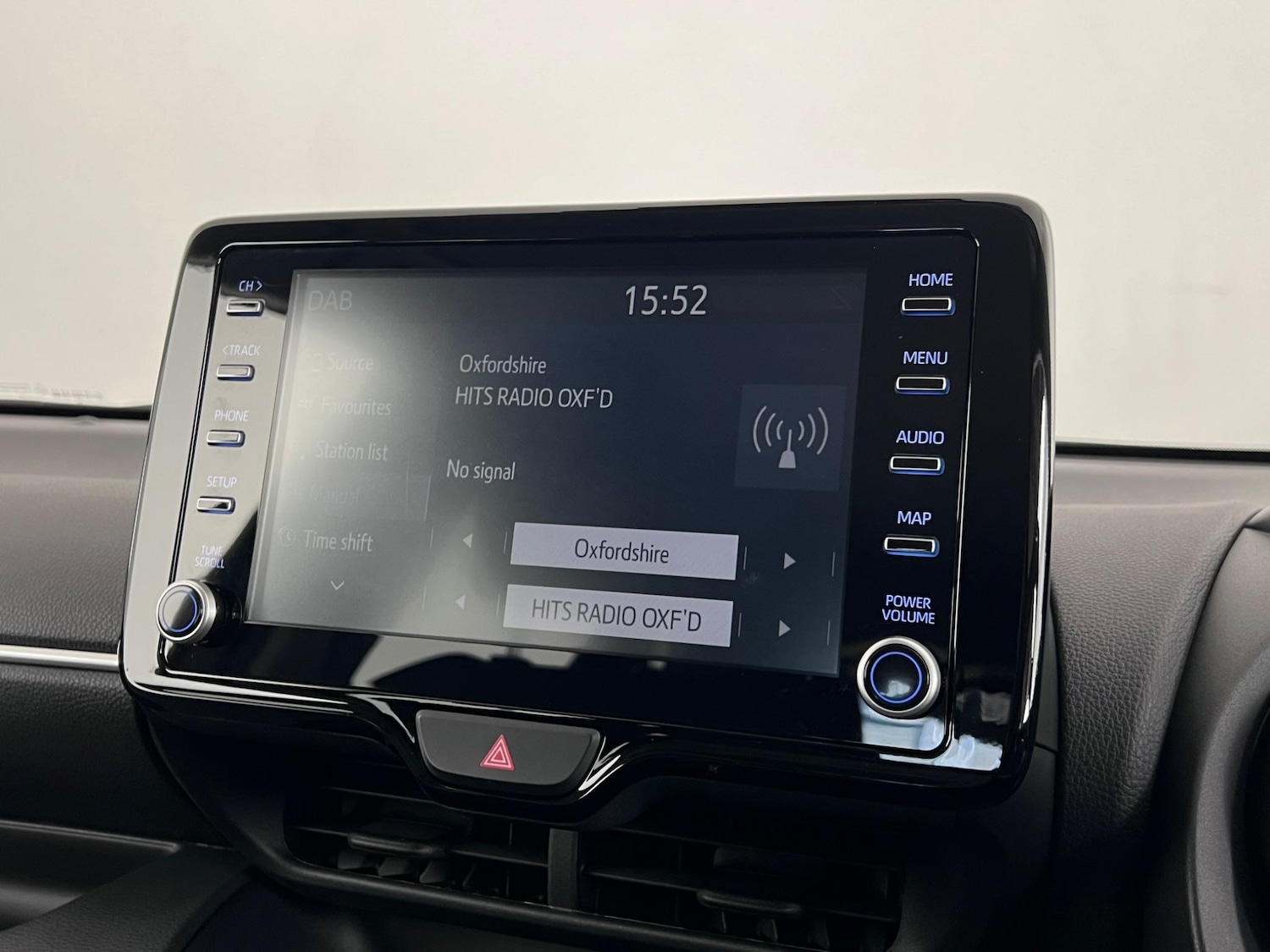 Used Toyota Yaris 2023 for sale - 77244101: Photo 26