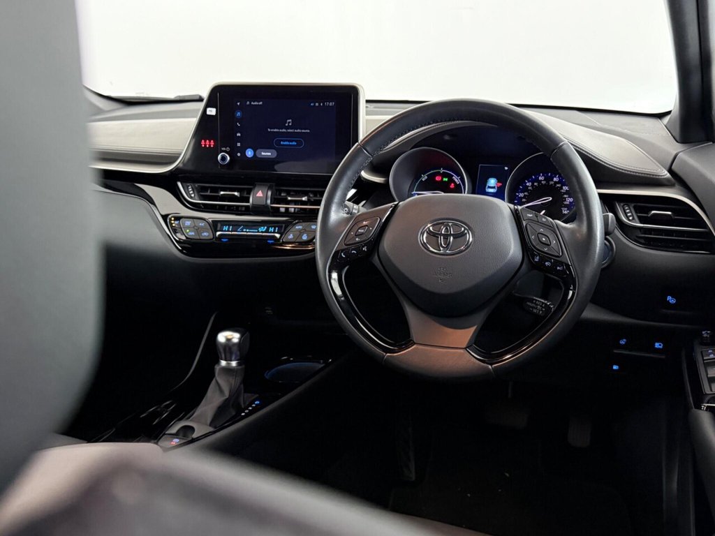 Used Toyota C-HR 2023 for sale - 75735442: Photo 20