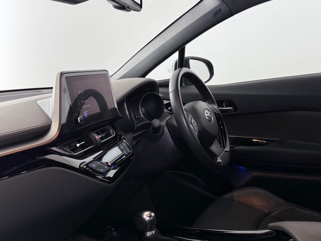 Used Toyota C-HR 2023 for sale - 75735442: Photo 21