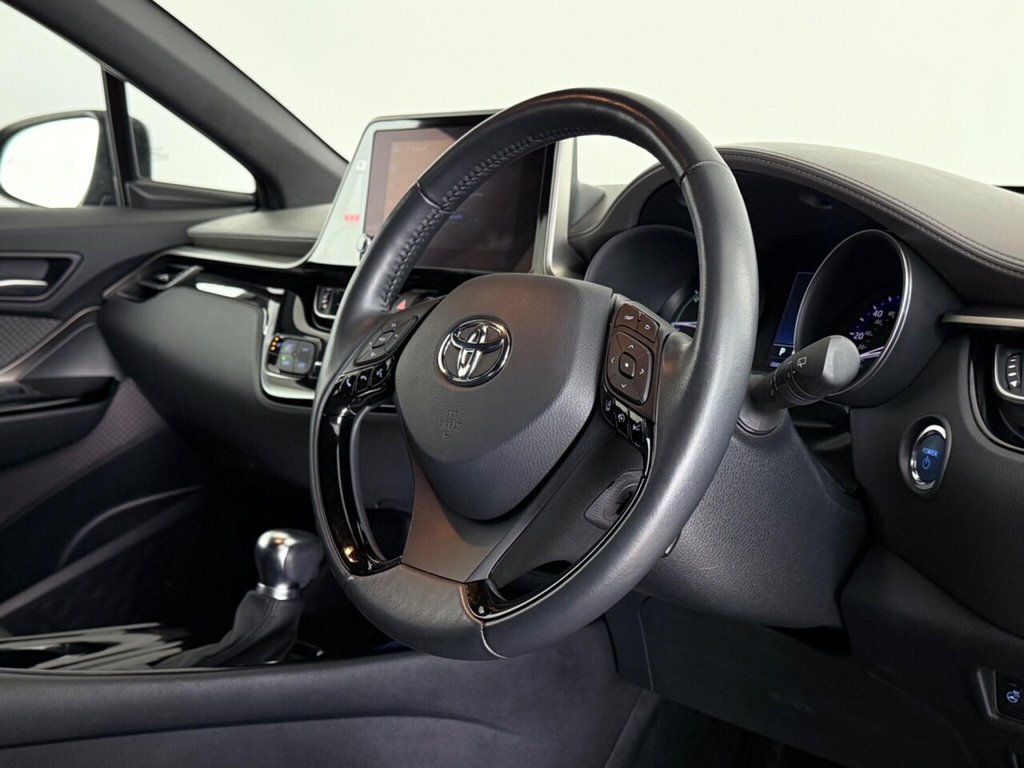 Used Toyota C-HR 2023 for sale - 75735442: Photo 23