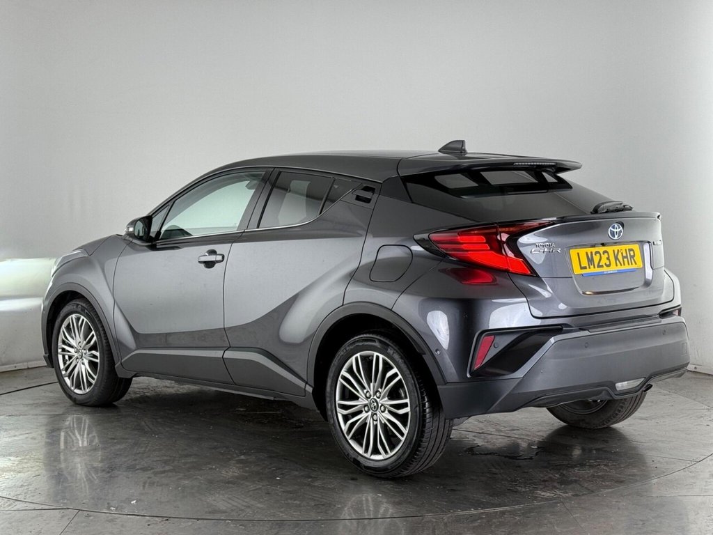 Used Toyota C-HR 2023 for sale - 75735442: Photo 5