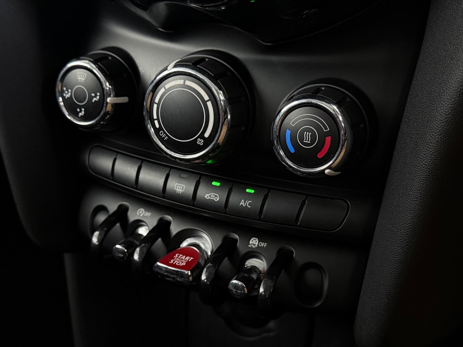 Used MINI Hatch 2018 for sale - 77181102: Photo 23