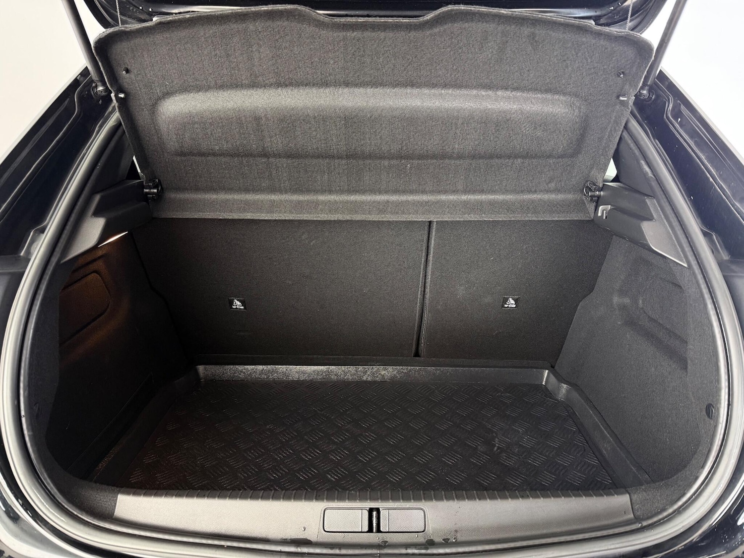 Used Peugeot 208 2023 for sale - 76468703: Photo 13