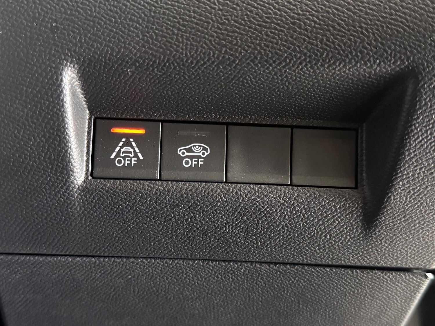 Used Peugeot 208 2023 for sale - 76468703: Photo 26