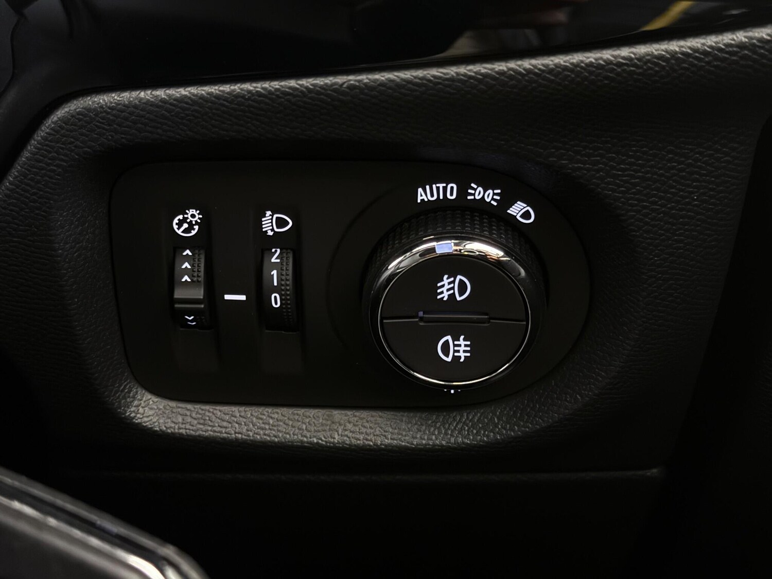 Used Vauxhall Corsa 2022 for sale - 76714910: Photo 38