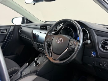 Used Toyota Auris 2017 for sale - 79184590: Photo