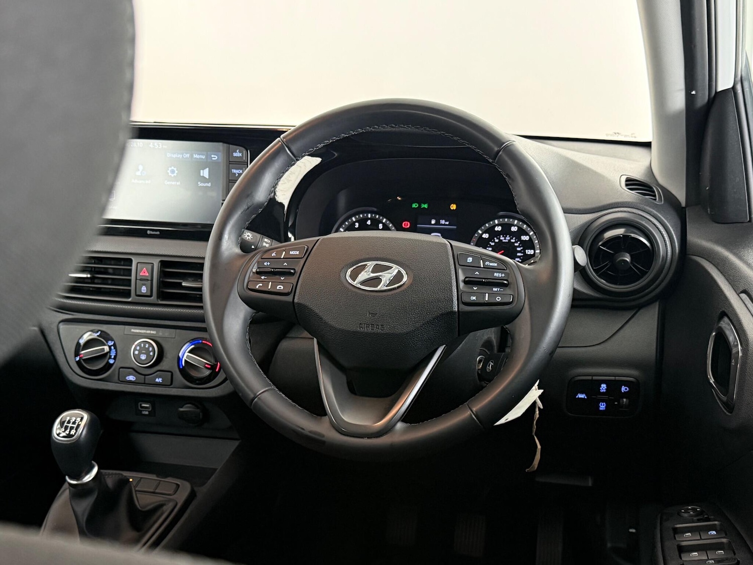 Used Hyundai i10 2020 for sale - 77181127: Photo 17