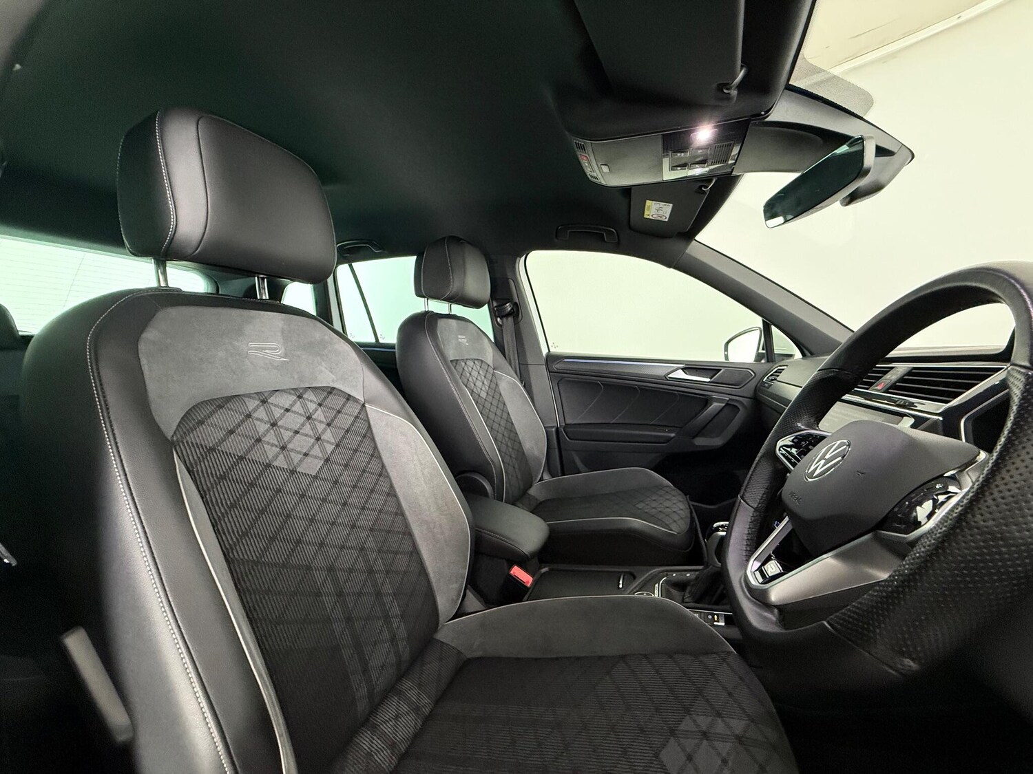 Used Volkswagen Tiguan 2022 for sale - 77744248: Photo 11