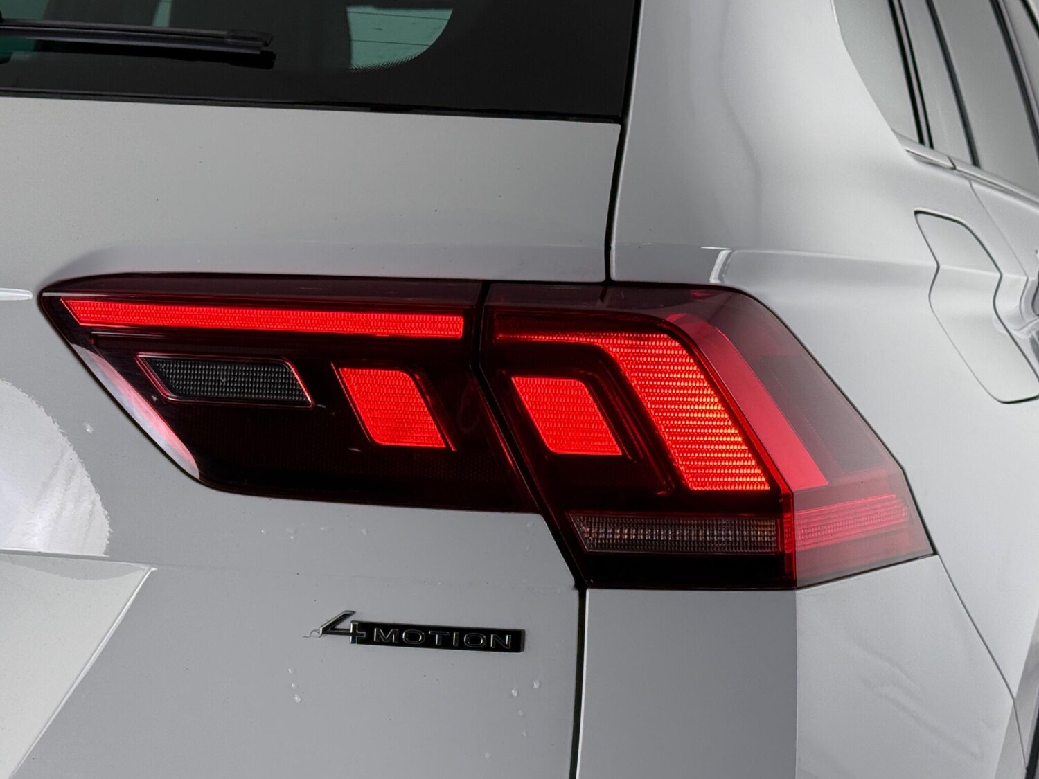 Used Volkswagen Tiguan 2022 for sale - 77744248: Photo 8