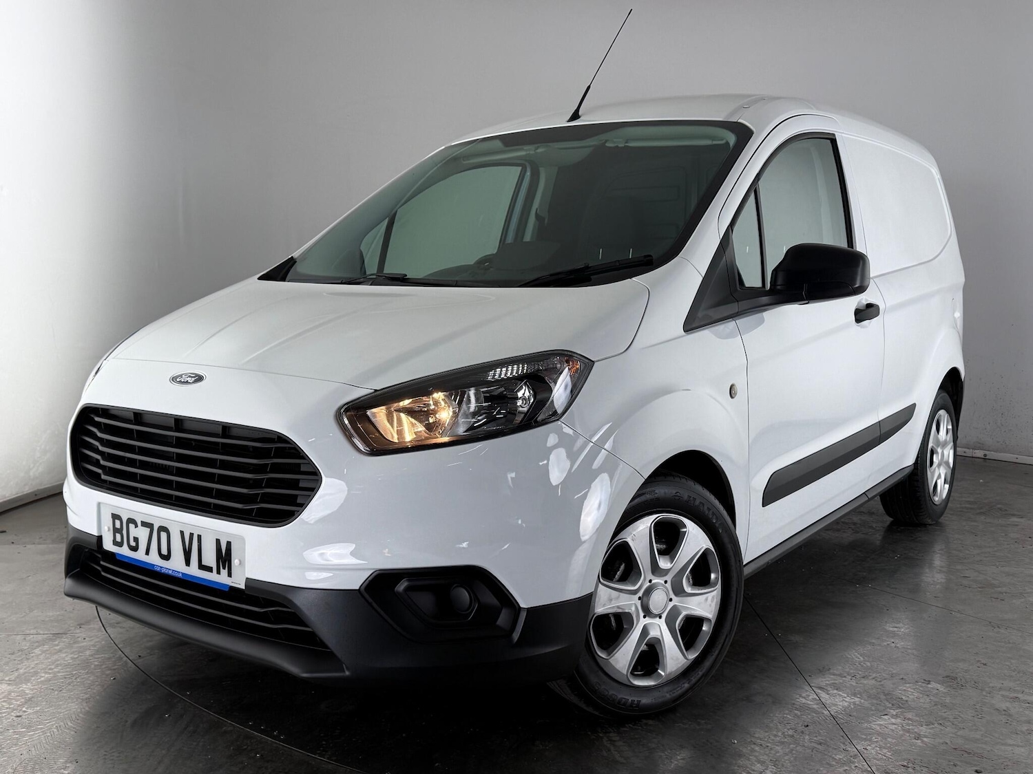 Used Ford Transit Courier 2020 for sale - 77222223: Photo 19