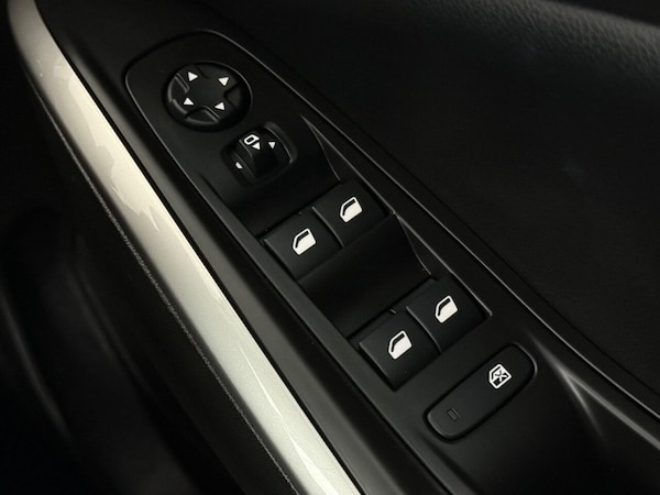 Used Vauxhall Grandland 2024 for sale - 74942459: Photo 40
