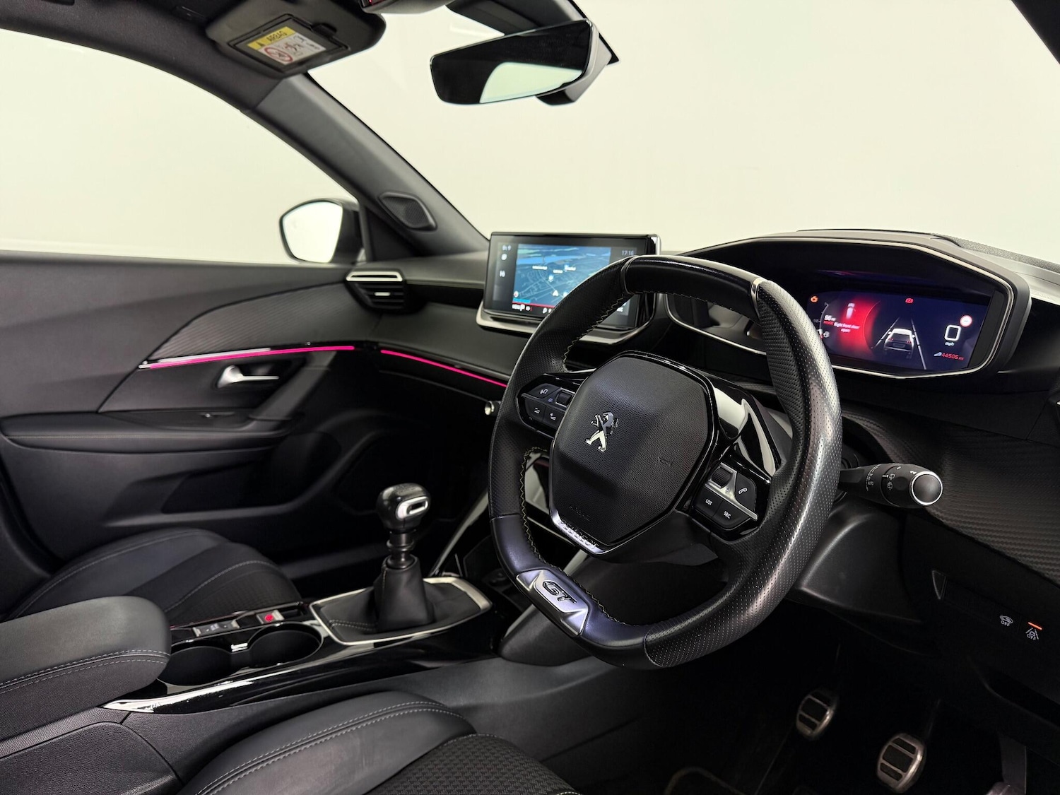 Used Peugeot 2008 2021 for sale - 77181371: Photo 10