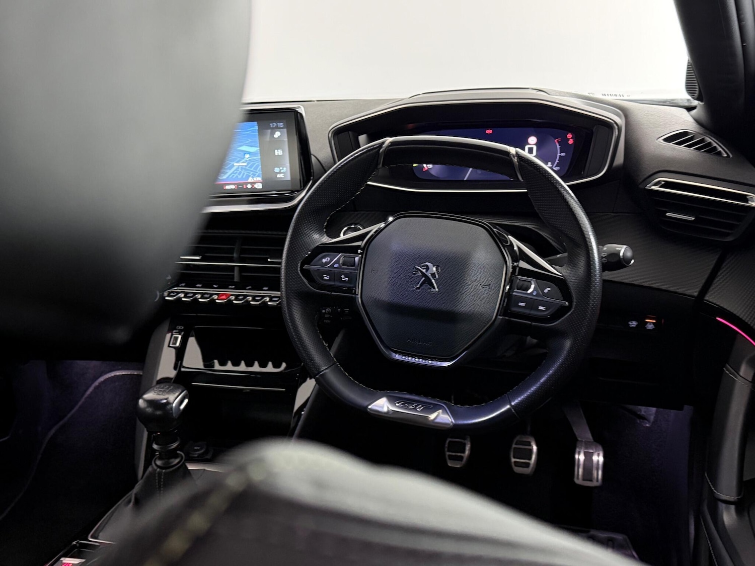 Used Peugeot 2008 2021 for sale - 77181371: Photo 15