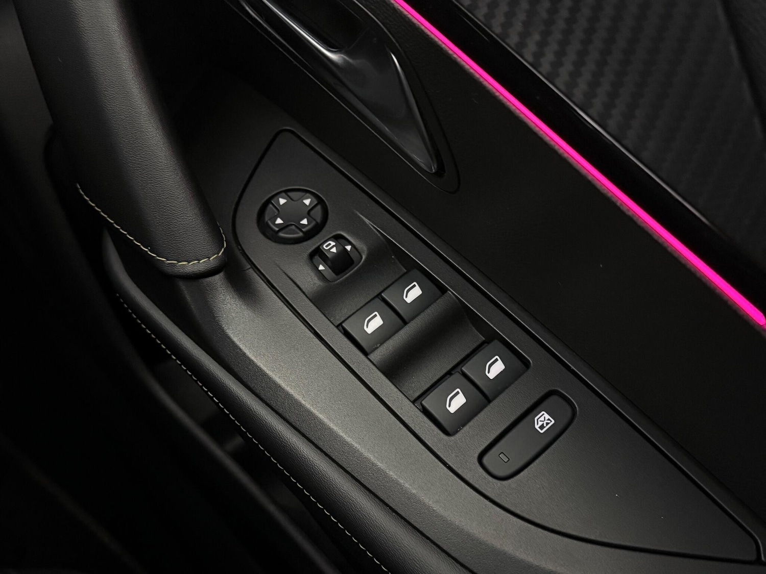 Used Peugeot 2008 2021 for sale - 77181371: Photo 19